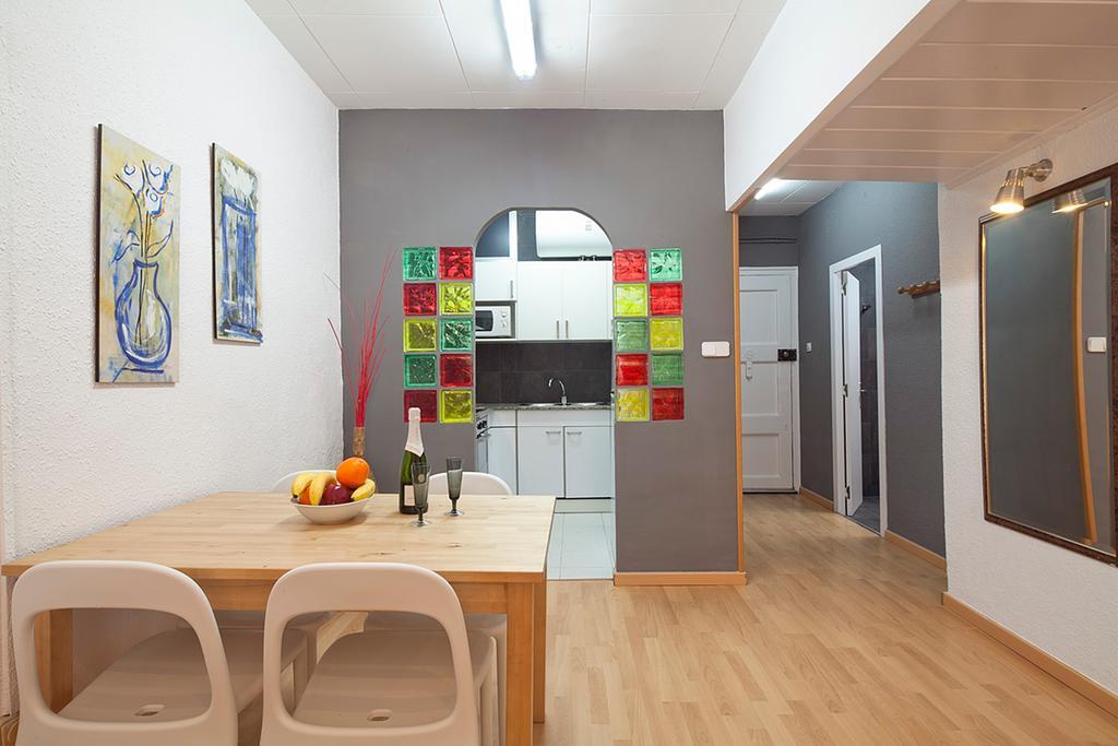 Apartamento Deep Purple Barcelona Habitación foto